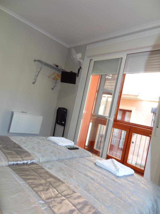 Pension La Bilbaina - Albergue Logroño Esterno foto