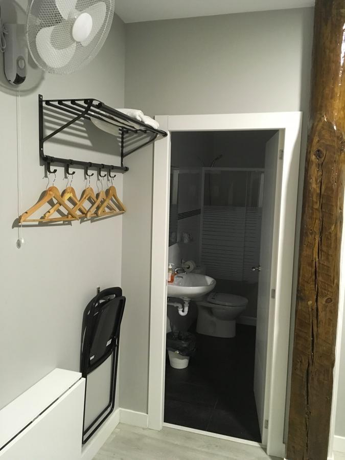 Pension La Bilbaina - Albergue Logroño Esterno foto