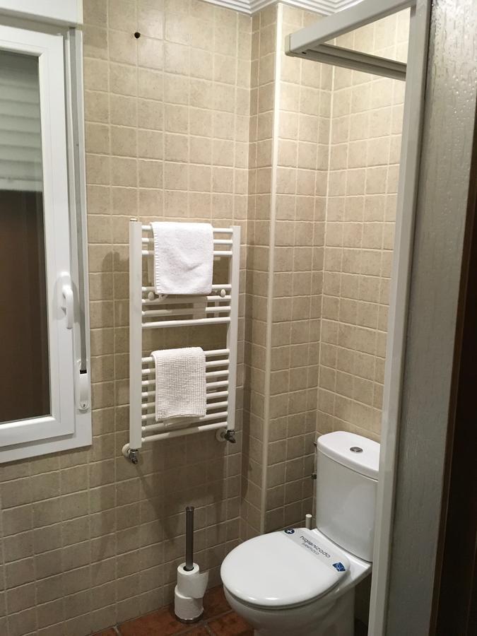 Pension La Bilbaina - Albergue Logroño Esterno foto